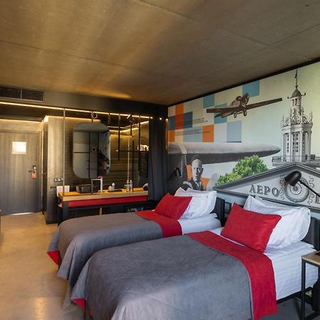 !Fest Hotel Lviv Ngoại thất bức ảnh