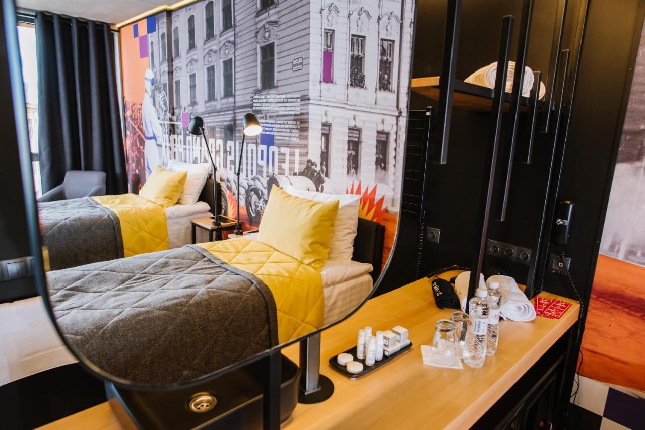 !Fest Hotel Lviv Ngoại thất bức ảnh