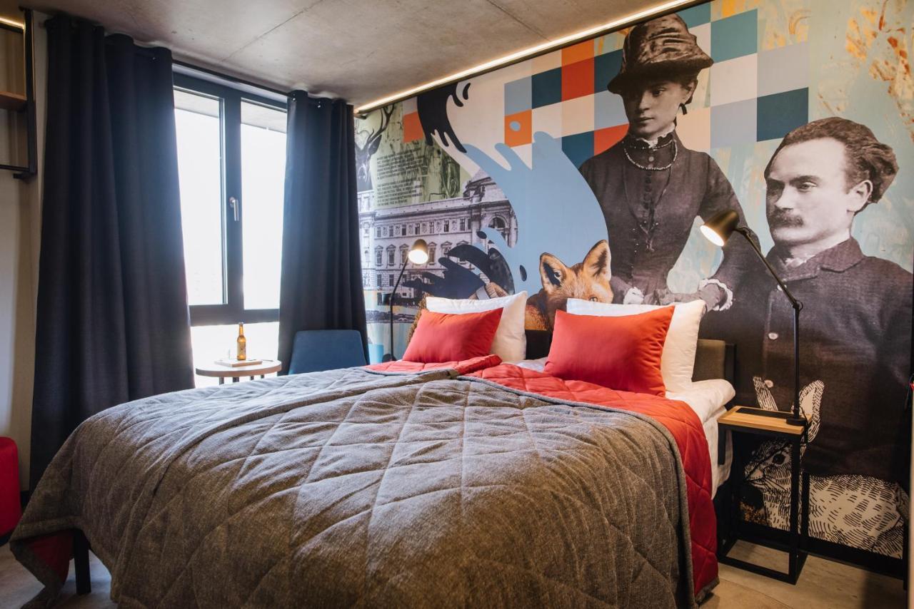 !Fest Hotel Lviv Ngoại thất bức ảnh