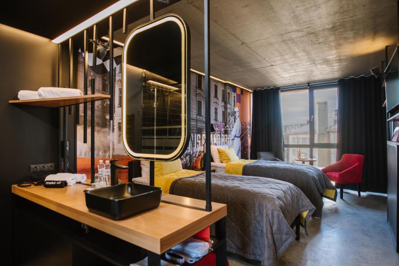 !Fest Hotel Lviv Ngoại thất bức ảnh