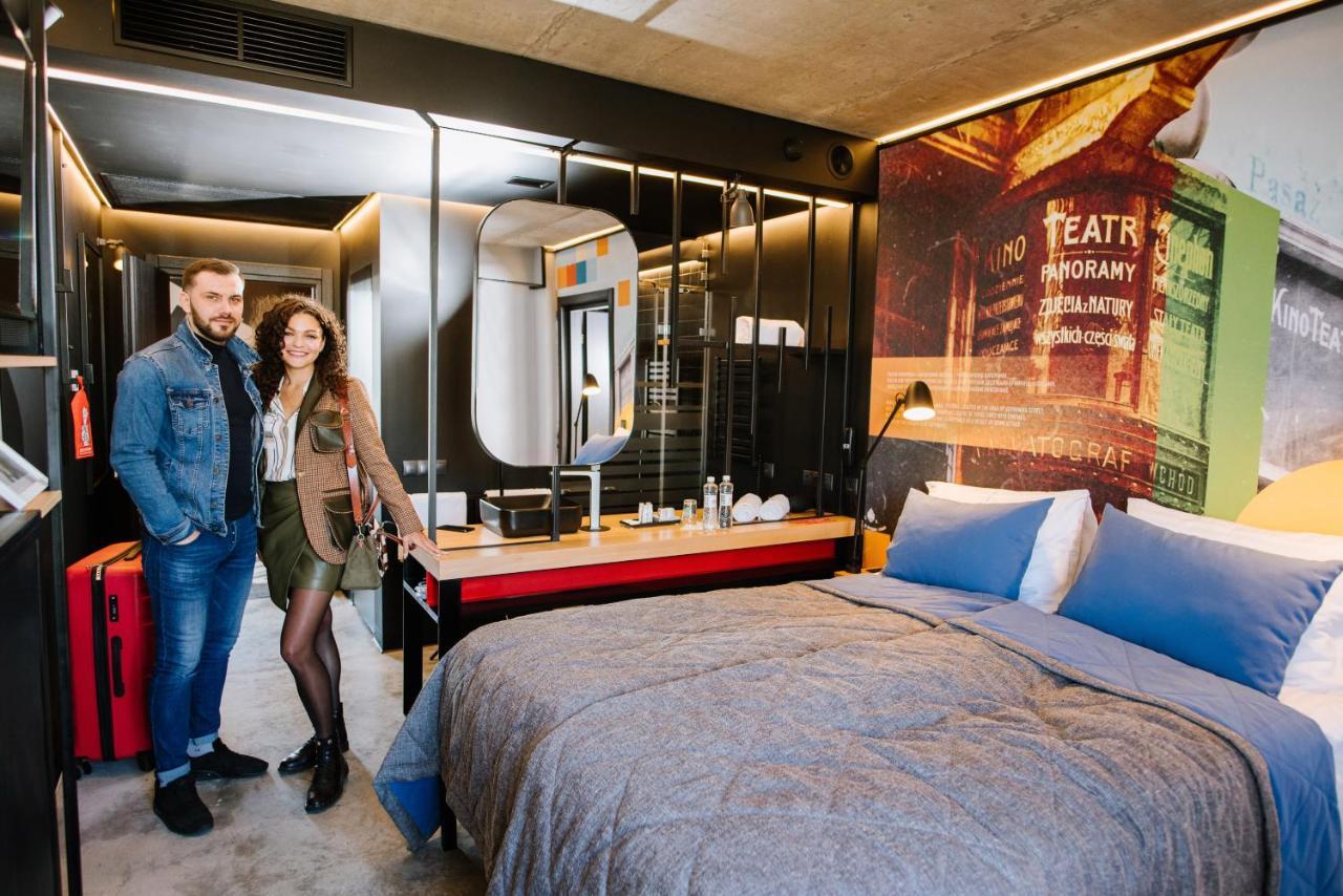 !Fest Hotel Lviv Ngoại thất bức ảnh