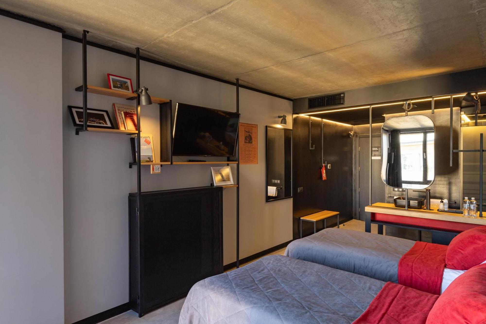 !Fest Hotel Lviv Ngoại thất bức ảnh